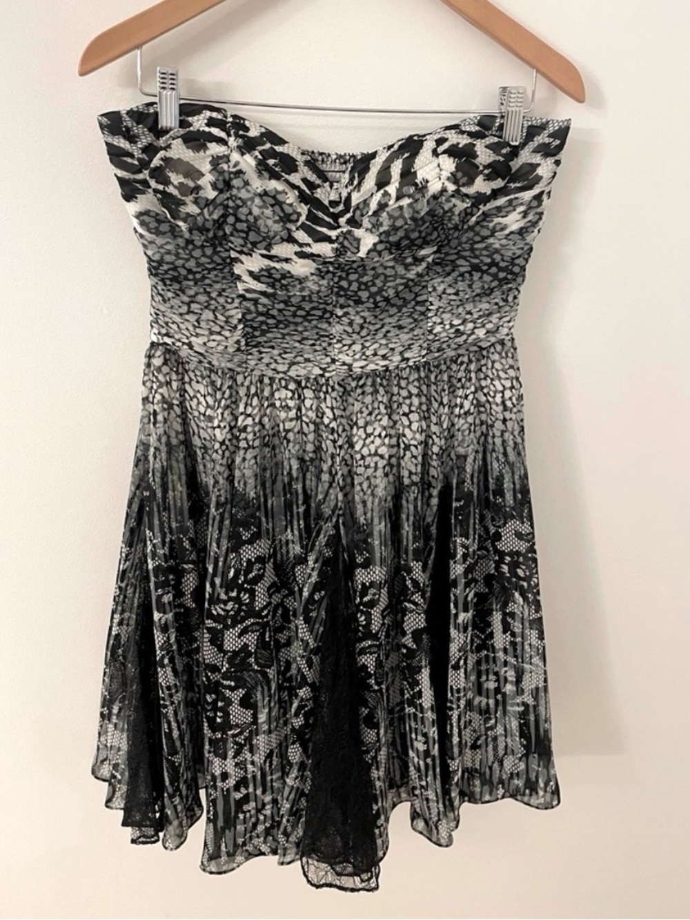 Betsey Johnson Strapless Lace Chiffon Mini Dress Black White Y2K Size 12